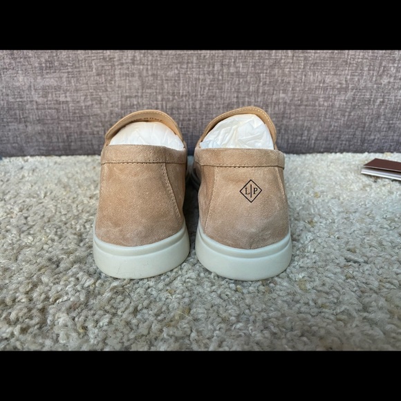 Loro Piana Summer Walk - Picture 15 of 16